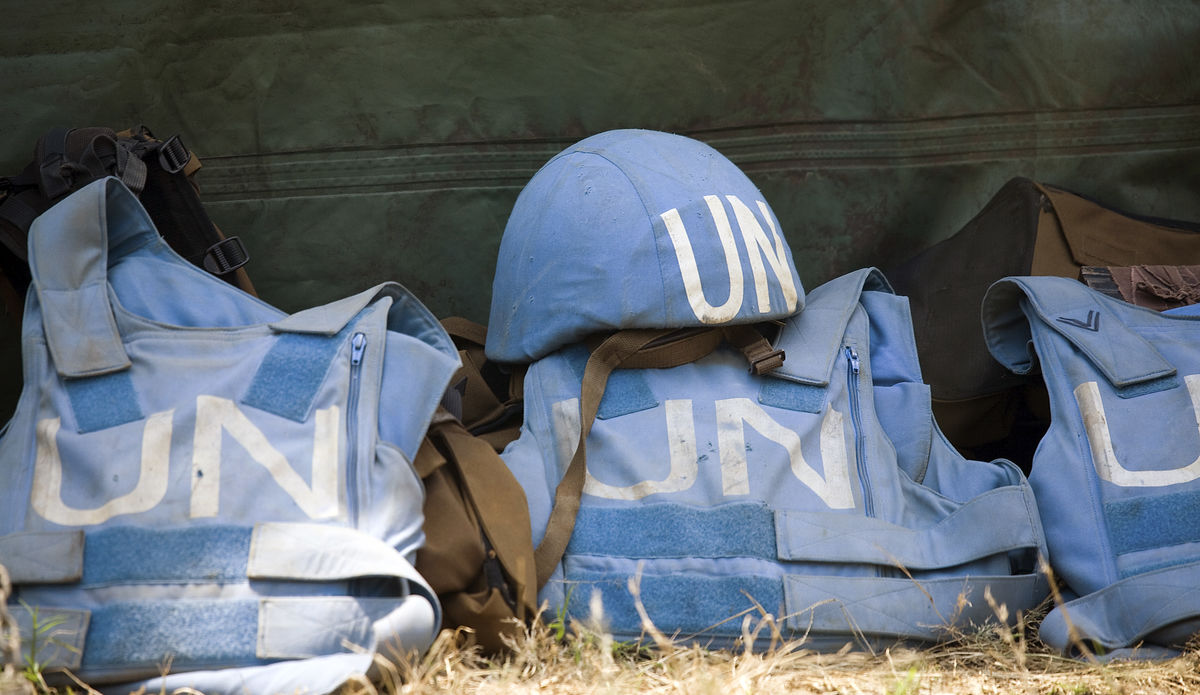 Peacekeeping helmet and vests